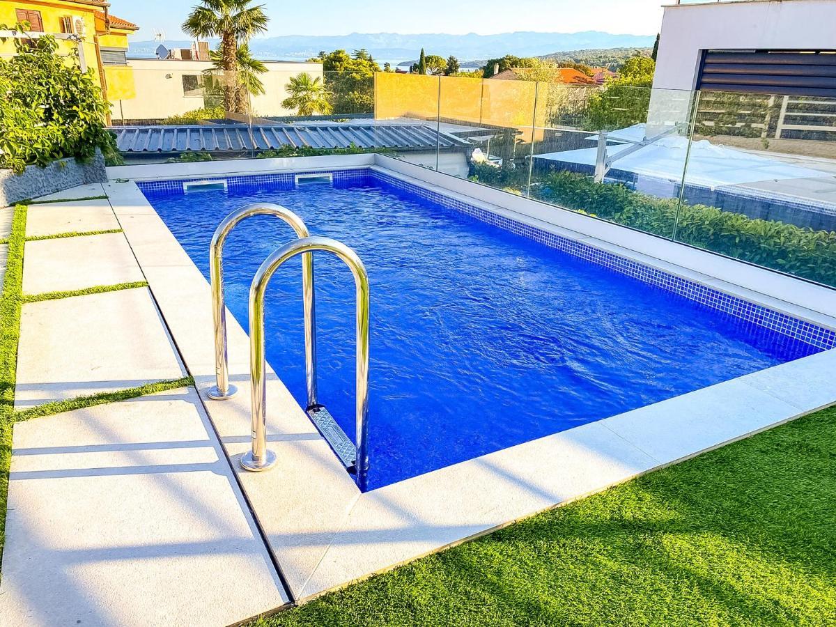 Villa Mirno More Apartments Malinska Εξωτερικό φωτογραφία