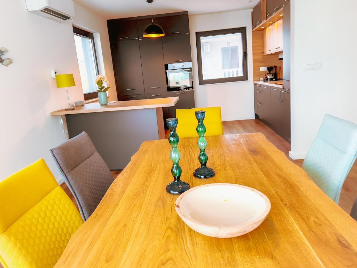 Villa Mirno More Apartments Malinska Εξωτερικό φωτογραφία